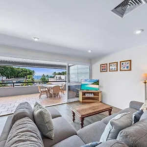 Apartment Blue Lagoon Airlie, Airlie Beach